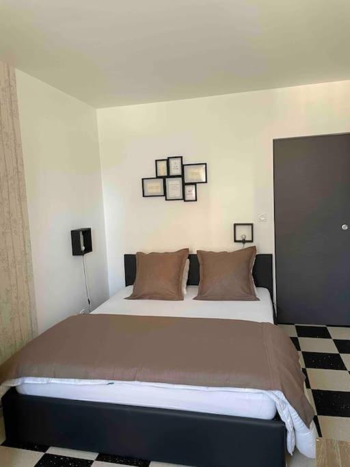 Au Parisien Apartment Ault Exterior foto