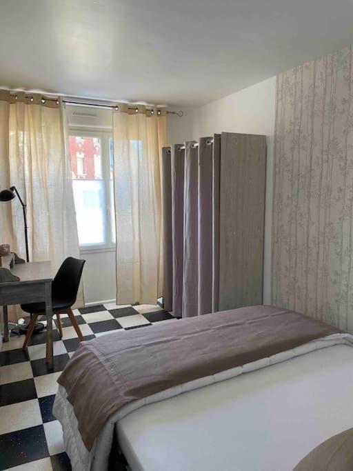 Au Parisien Apartment Ault Exterior foto